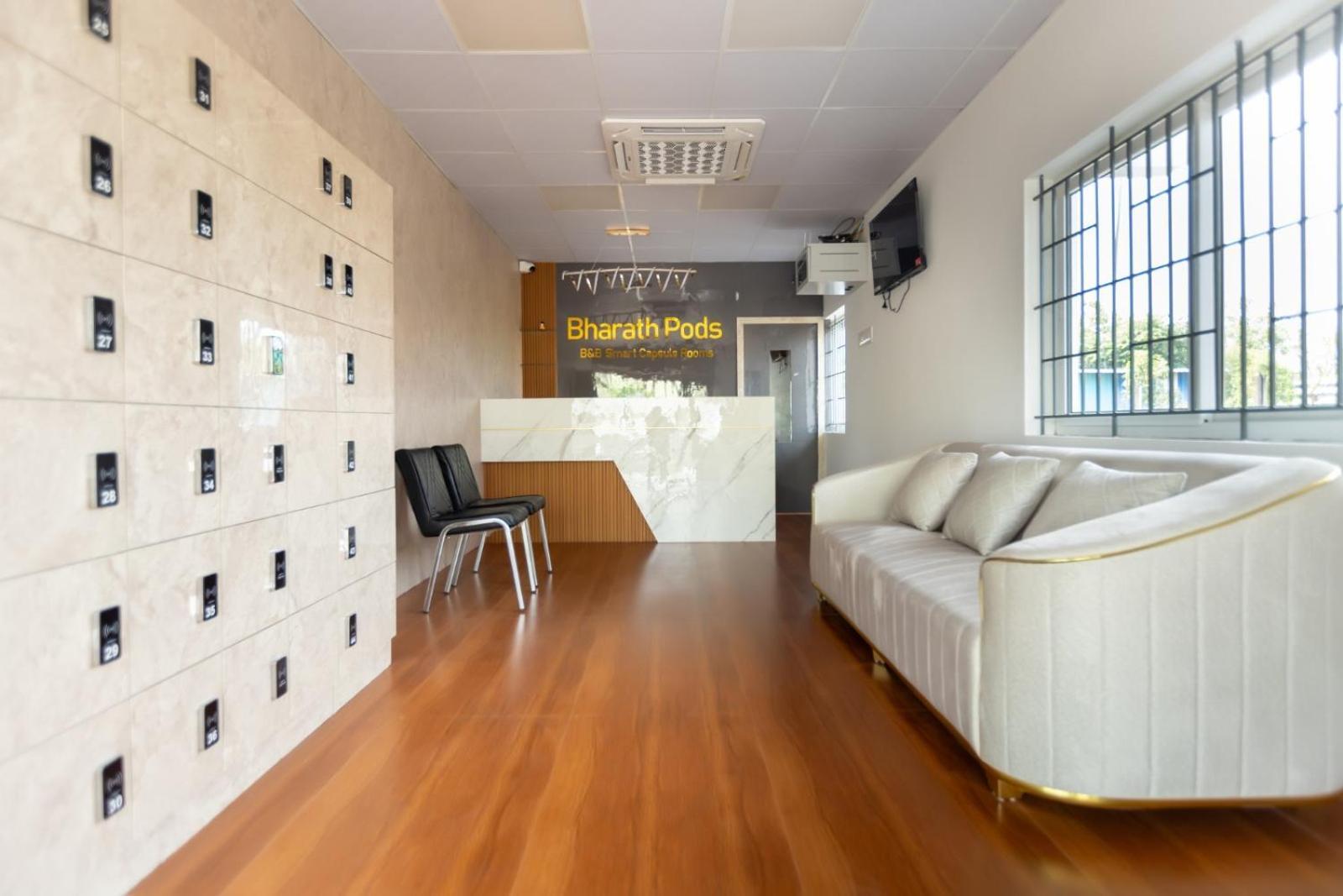 Bharath Pods Bed and Breakfast Κοϊμπατόρε Εξωτερικό φωτογραφία